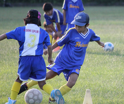 100818succer.jpg